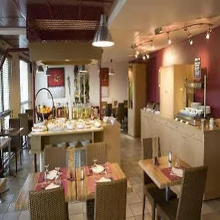 Ibis Budget Chilly-Mazarin Les Champarts 2*,  France