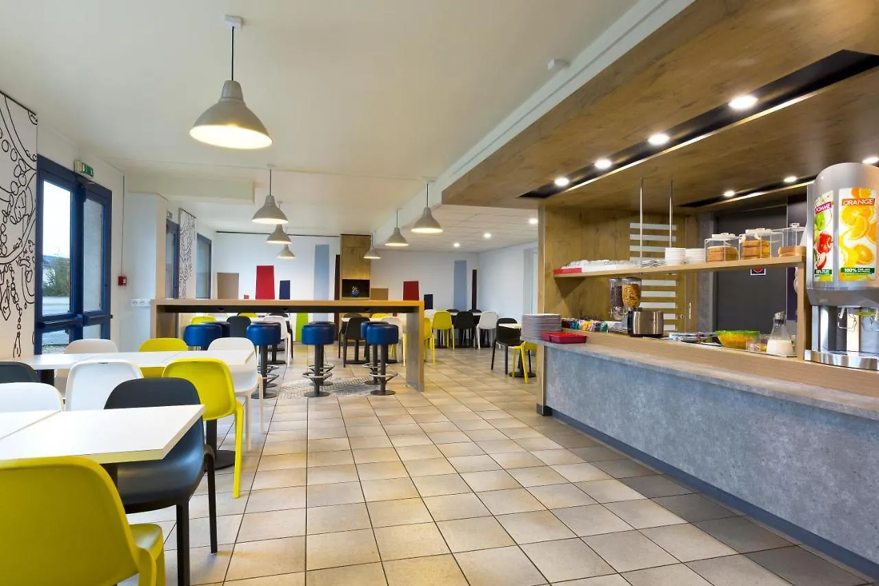 Ibis Budget Chilly-Mazarin Les Champarts 2*,