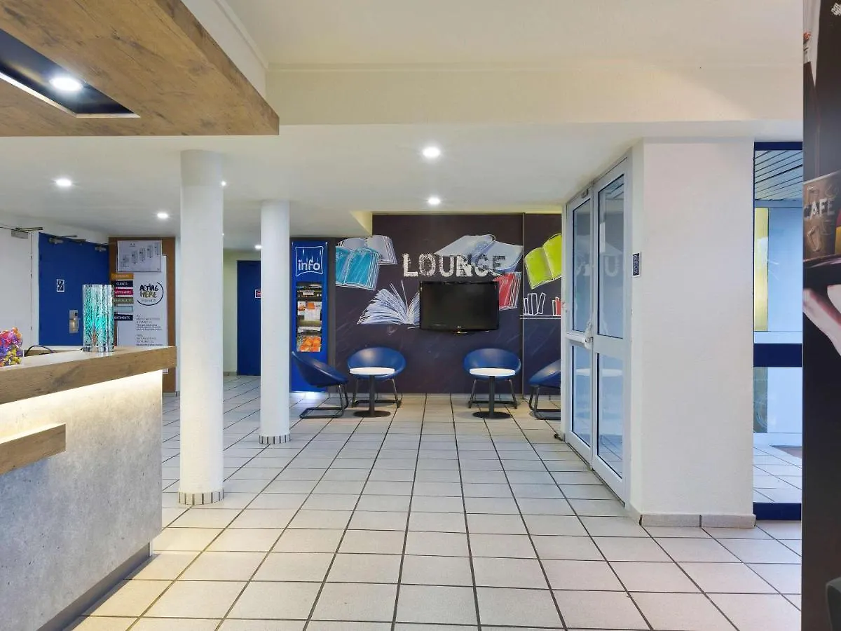 Ibis Budget Chilly-Mazarin Les Champarts 2*,  France