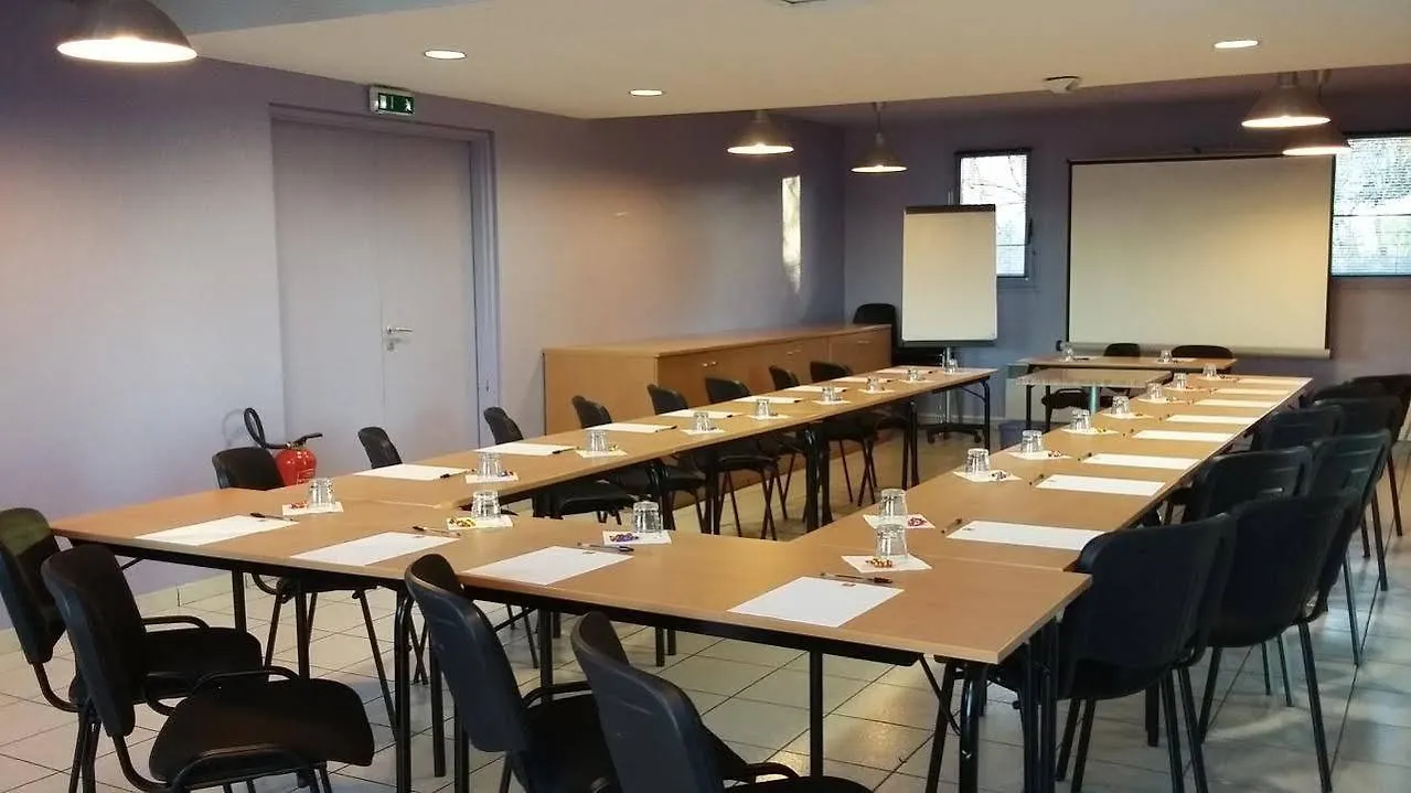 Ibis Budget Chilly-Mazarin Les Champarts 2*,  Frankreich